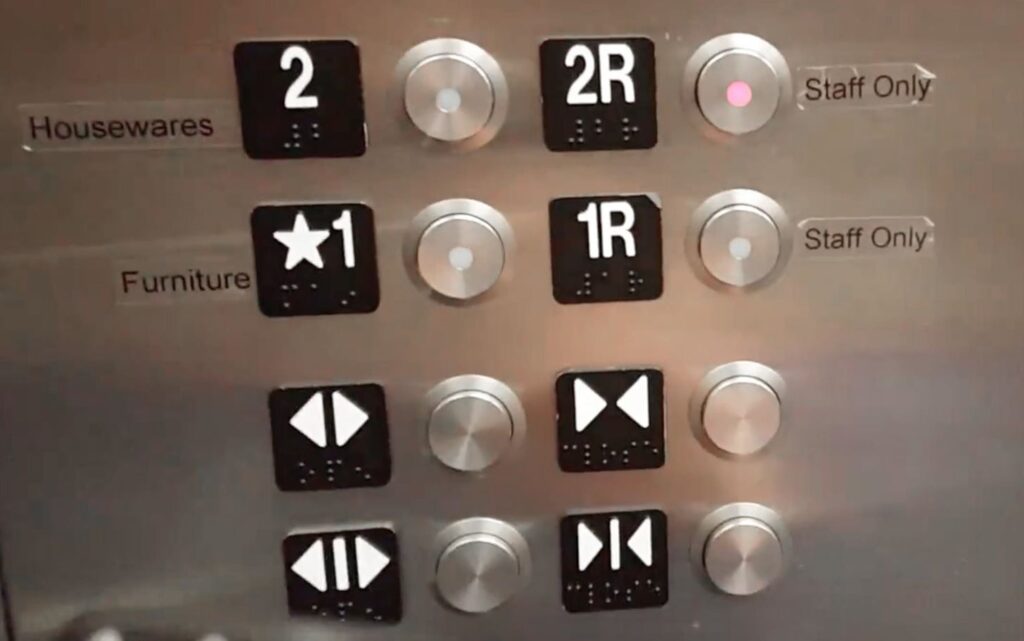 هرکدام از دکمه های آسانسور چه کاری انجام می دهند؟