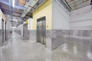 هزینه نگهداری آسانسور در آپارتمان 4 هزینه نگهداری آسانسور در آپارتمان