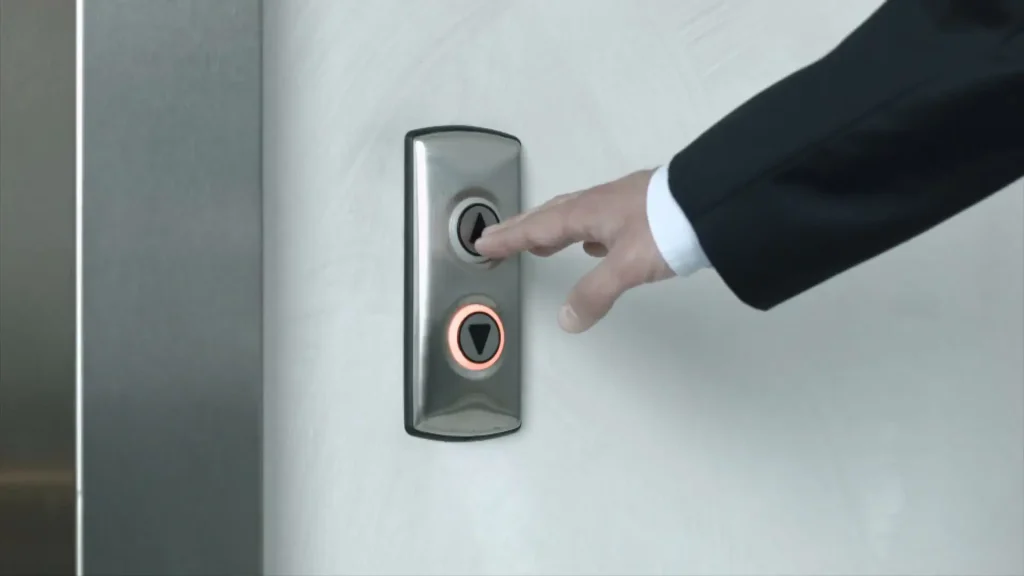 قفل درب آسانسور